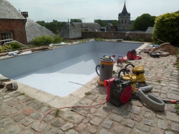 Rénovation d'une piscine région de Bacqueville en caux