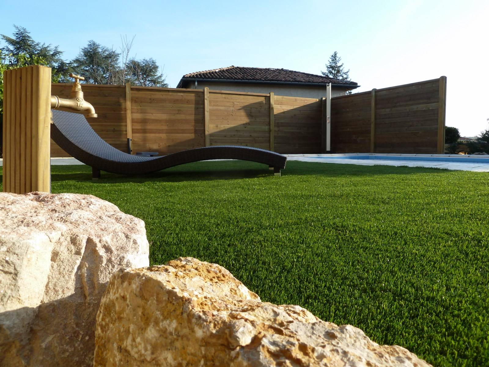 Avec une entreprise près de chez vous  qui entretien mon jardin plus de problème je profite