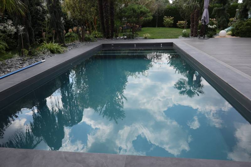 Piscine avec PVC armé anthracite  région de Rouen 76000