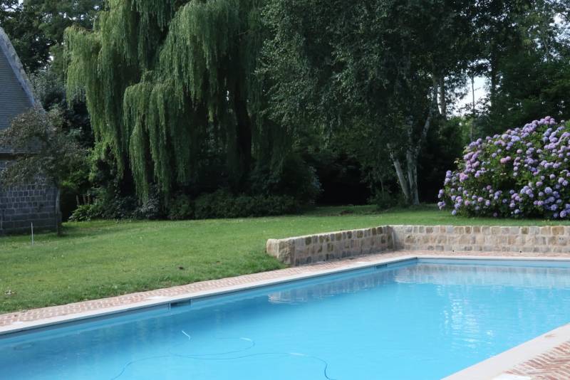 Grande piscine haut de gamme à coté de Rouen 76000