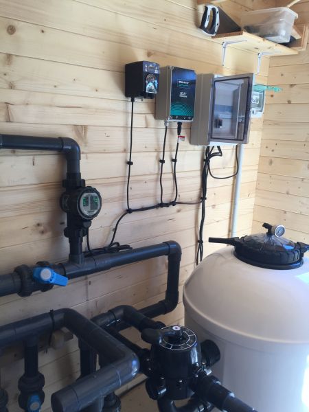 Panneau de controle de la piscine