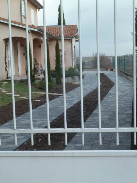 Portail en fer avec peinture époxy vers Franqueville saint Pierre 76