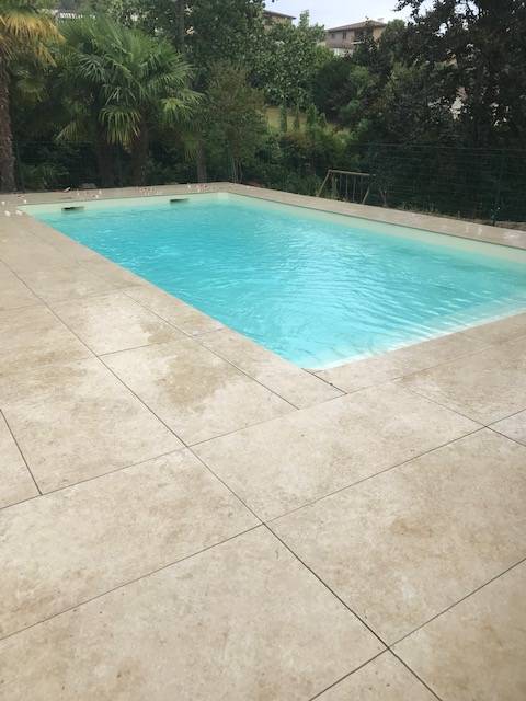 Grès cérame de grande taille en 120 x 60 prés de Rouen 76000