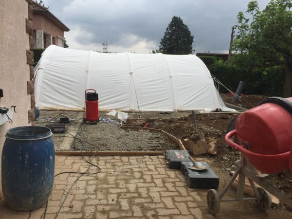 A l'abri pour les travaux délicats